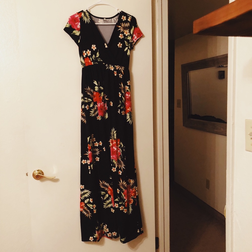 Maxi floral dress